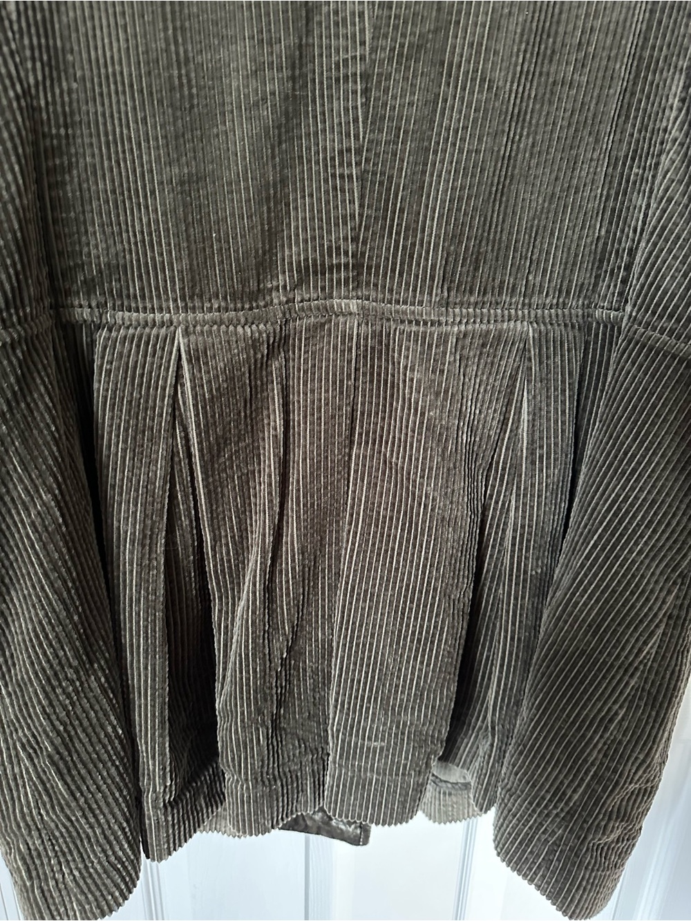 JJill Women’s Olive Green Corduroy with velvet trim barn coat - Picture 7 of 11